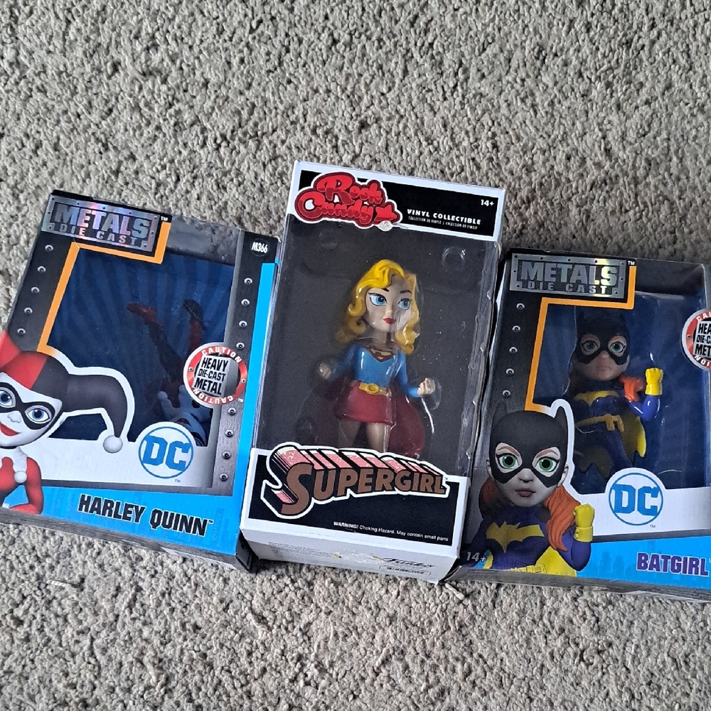 DC Metals Die-Cast Harley Quinn, Supergirl, Batgirl Figures